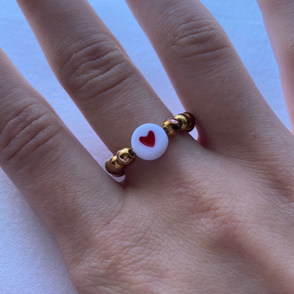 Red heart and gold beaded ring